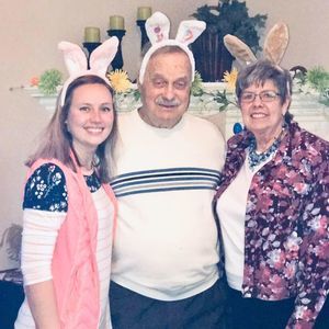 Meet your Posher, Laura